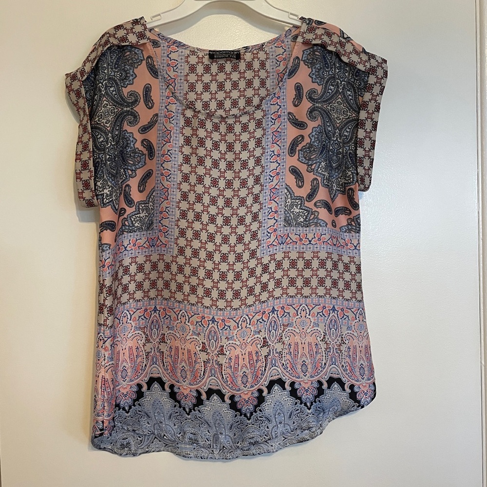 Women’s blouse